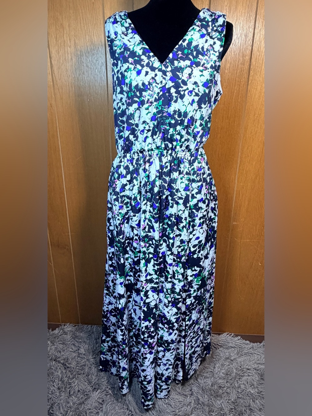 Banana Republic Abstract Floral Confetti V-Neck Sleeveless Maxi Dress - Size 12P
